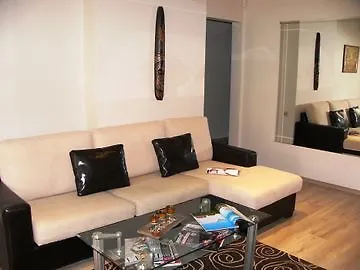 Vip - Lyuben Karavelov Street Hotel