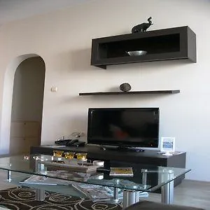 Hotel Vip - Lyuben Karavelov Street Sofia
